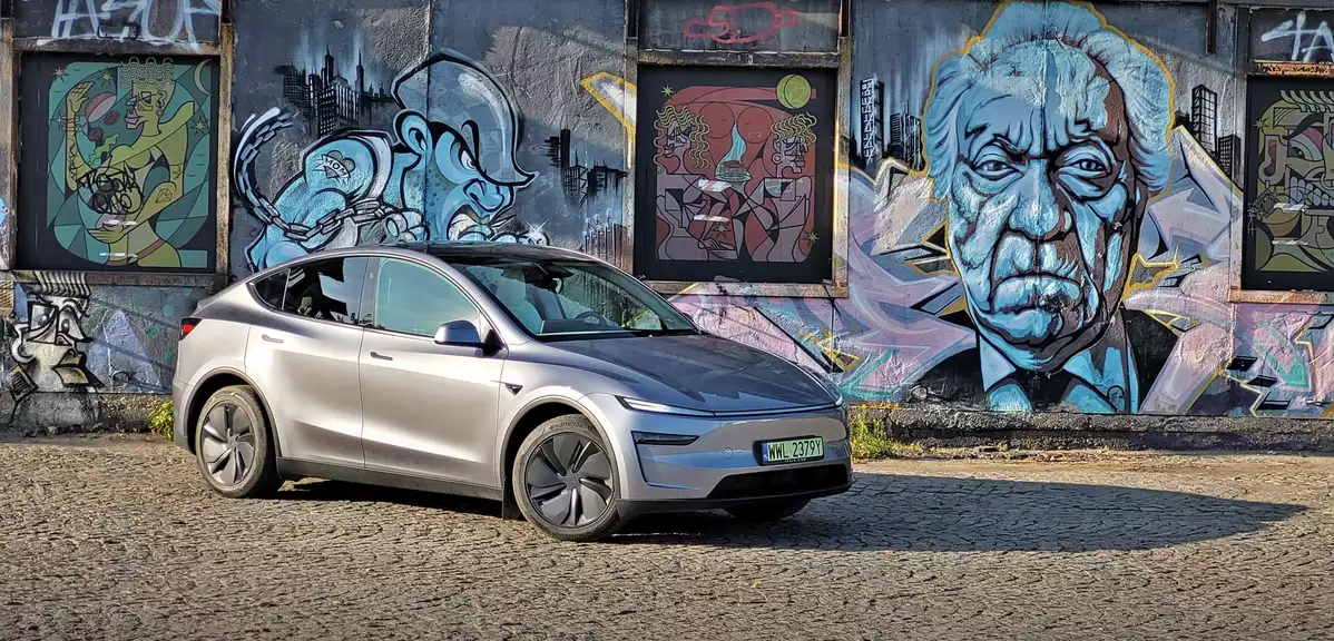 Tesla Model Y 2025 Juniper | Test