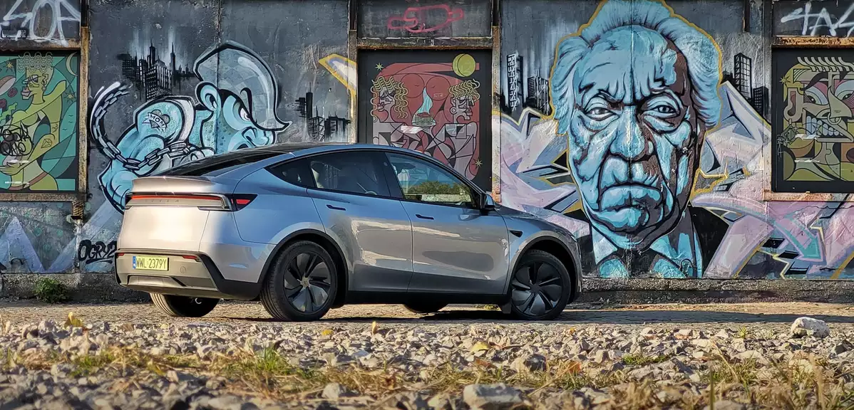 Tesla Model Y 2025 Juniper | Test