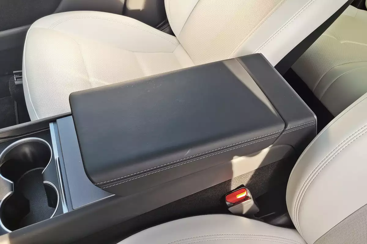 Tesla Model Y Juniper 2025 | Czy to nadal lider na rynku?