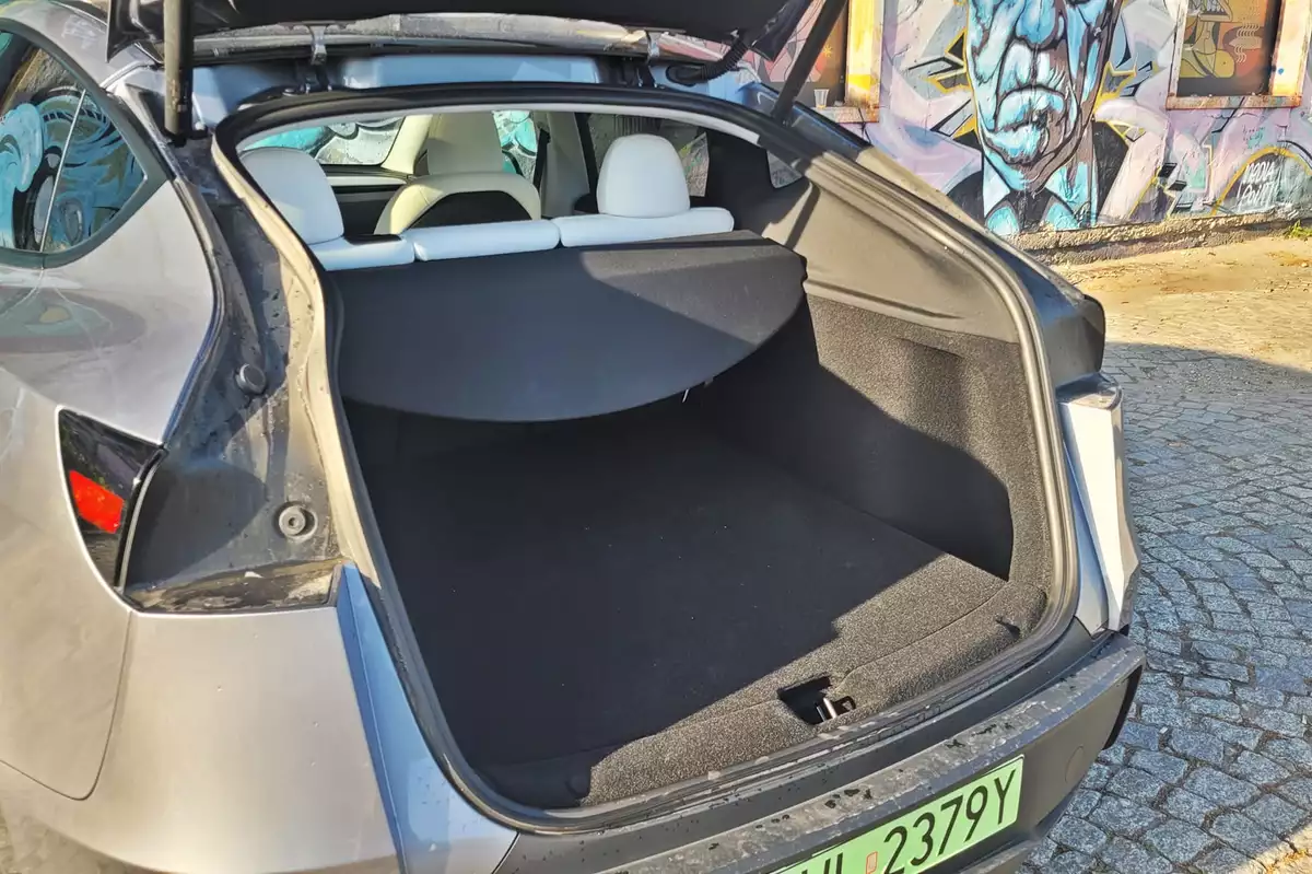 Tesla Model Y Juniper 2025 | Czy to nadal lider na rynku?