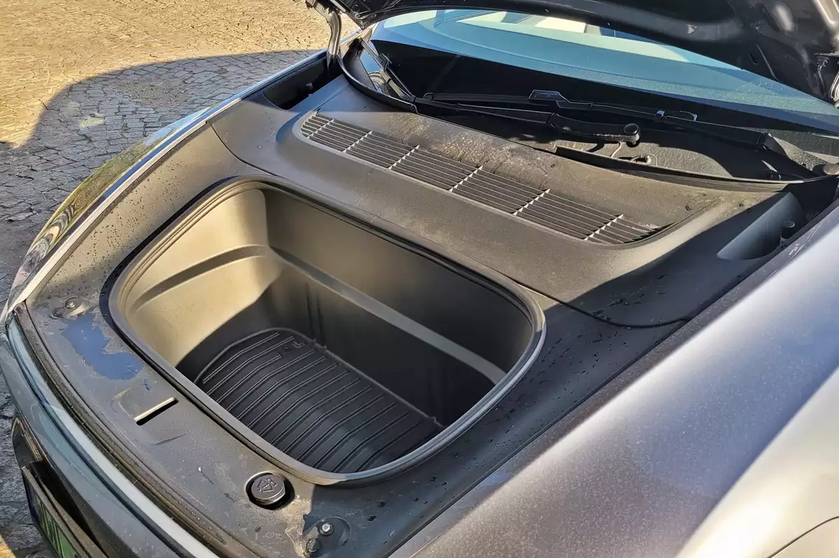 Tesla Model Y Juniper 2025 | Czy to nadal lider na rynku?