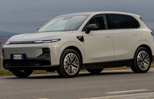 Leapmotor B10 już w wersji hybrydowej