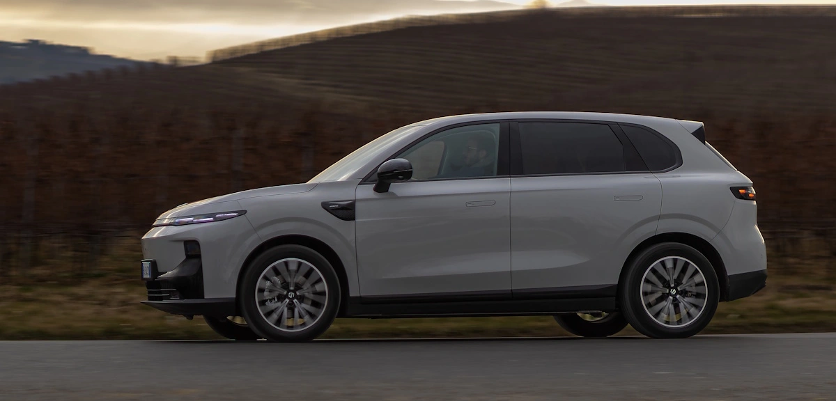 Leapmotor B10 Hybrid EV