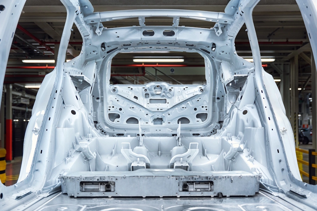 Volvo EX60 przed debiutem