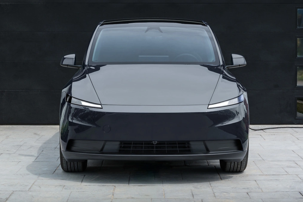 Tesla Model Y Standard Long Range. Polskie ceny