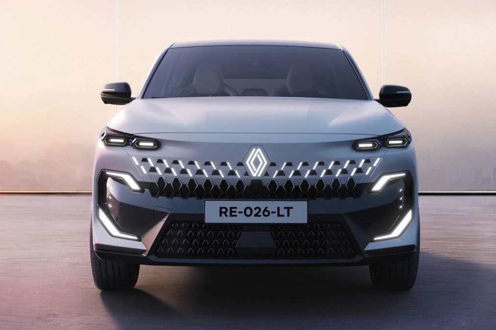 Renault Filante. Nowy model klasy premium