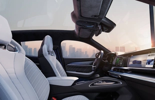 Renault Filante. Nowy model klasy premium