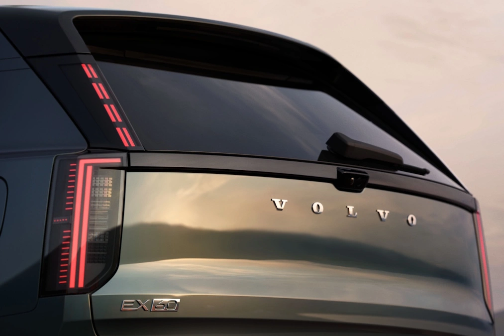 Volvo EX60 oficjalnie. Zasięg imponuje