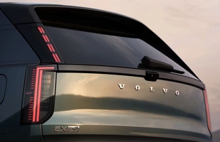 Volvo EX60 oficjalnie. Zasięg imponuje