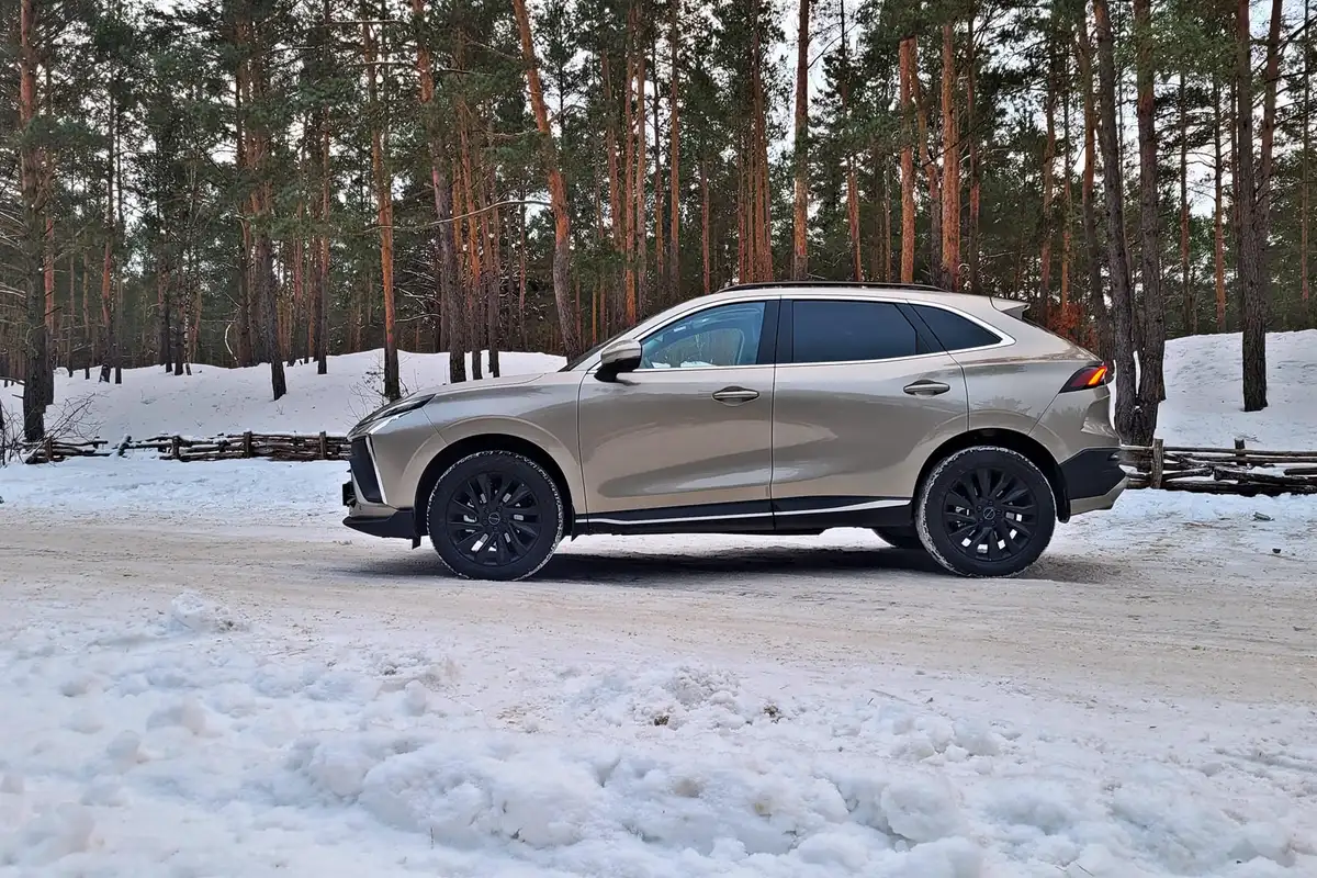 Forthing T-Five | Wzięliśmy na test “chińskie Lambo”