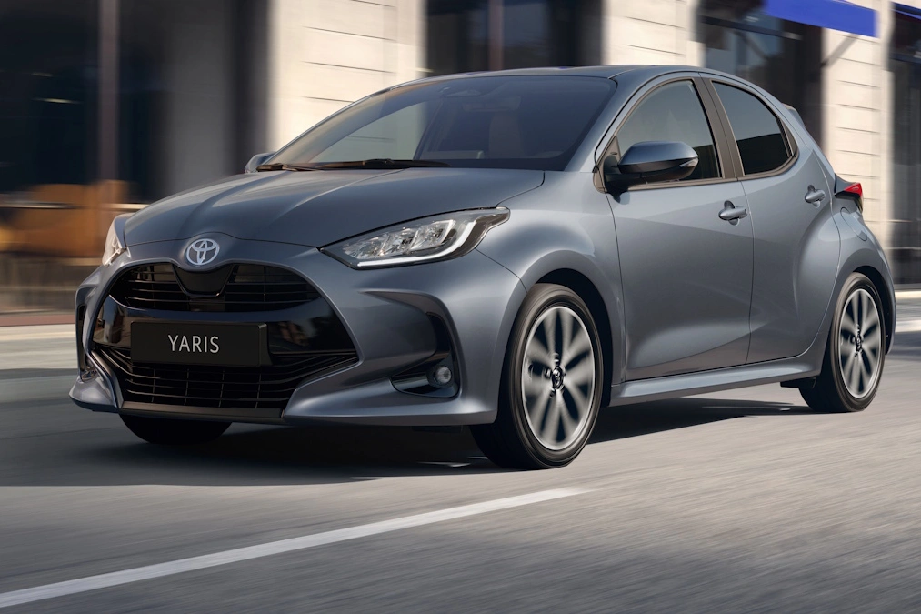 Toyota Yaris z większym wyposażeniem