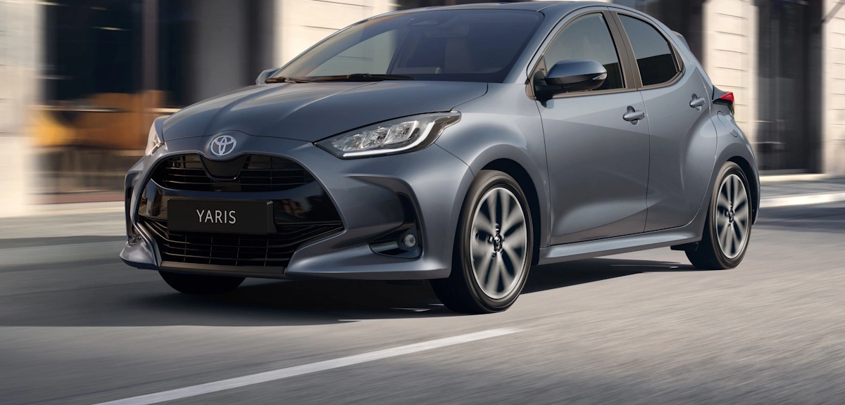 Toyota Yaris z większym wyposażeniem