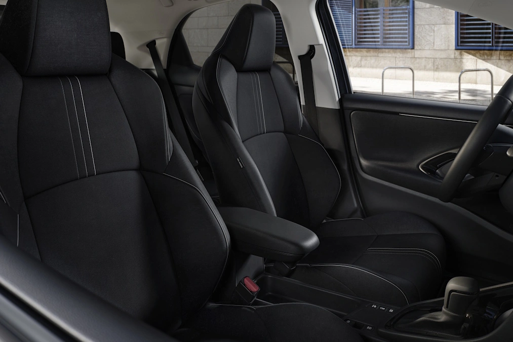 Toyota Yaris z większym wyposażeniem