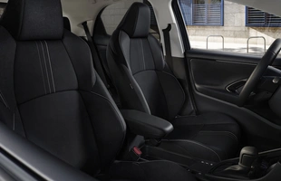 Toyota Yaris z większym wyposażeniem