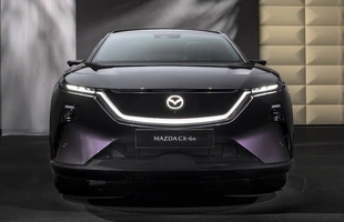 Mazda CX-6e zaprezentowana. Ceny