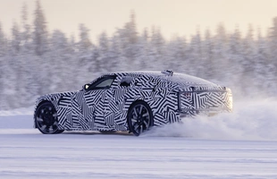 Nowy Jaguar na pierwszych zdjęciach