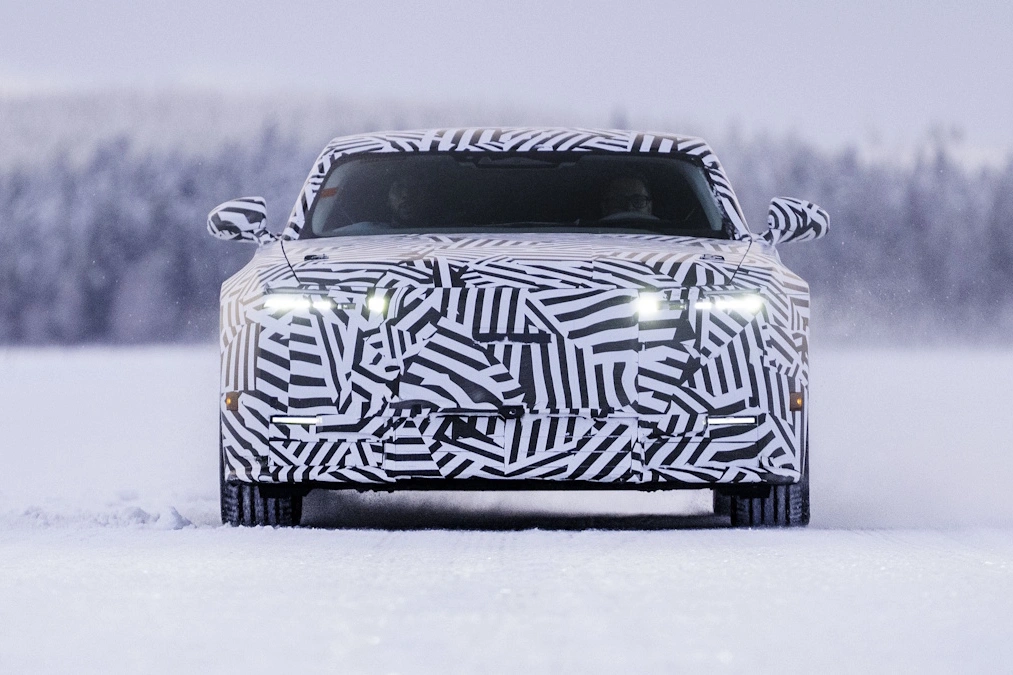 Nowy Jaguar na pierwszych zdjęciach