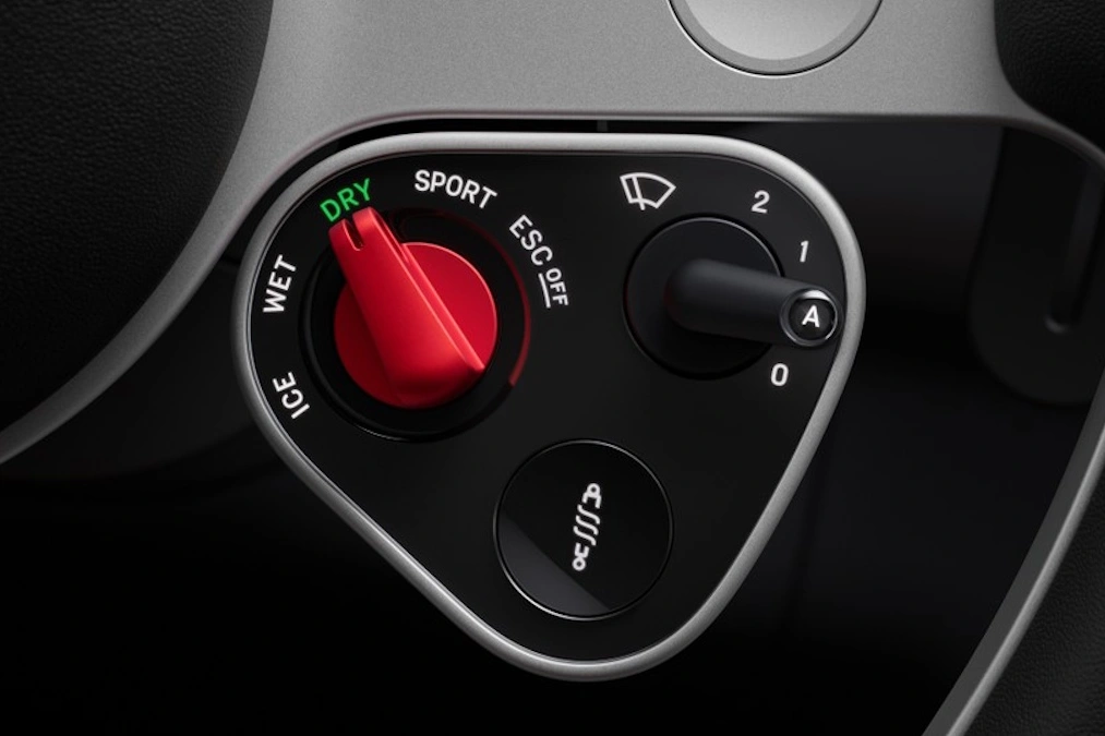 Ferrari Luce. Pierwszy elektryczny model