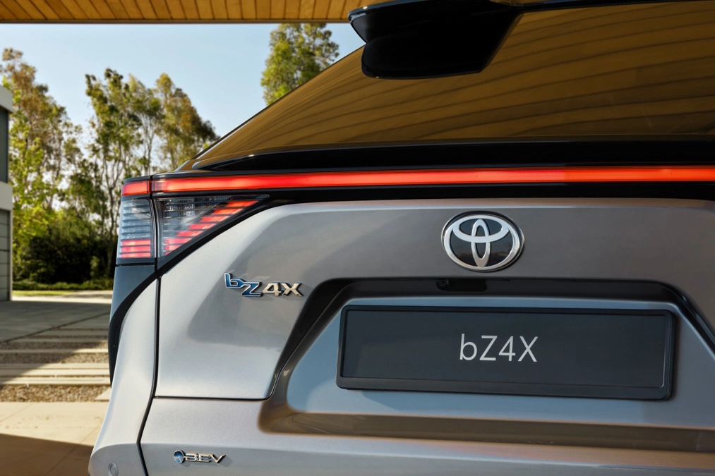 Toyota bZ4X z niższą ceną
