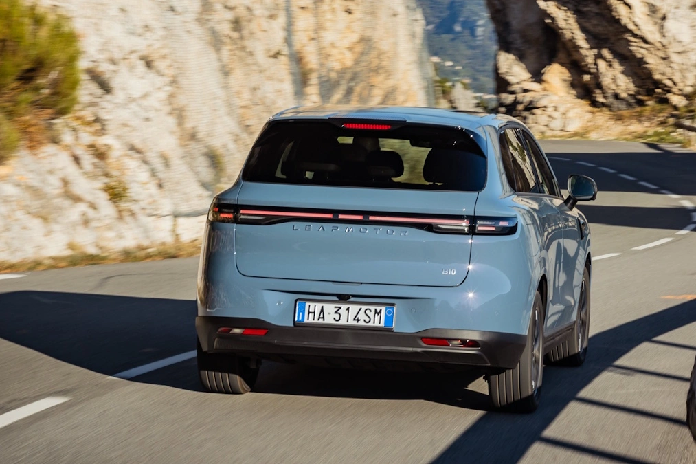 Leapmotor B10 Hybrid. Polskie ceny