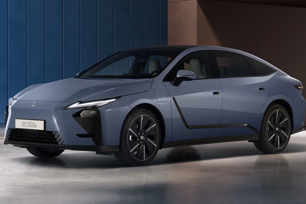 Lexus ES. Polskie ceny