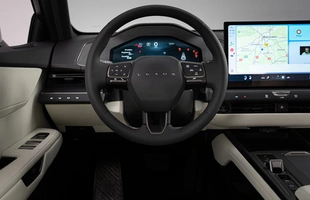 Lexus ES. Polskie ceny