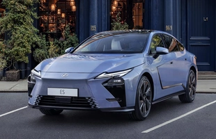 Lexus ES. Polskie ceny