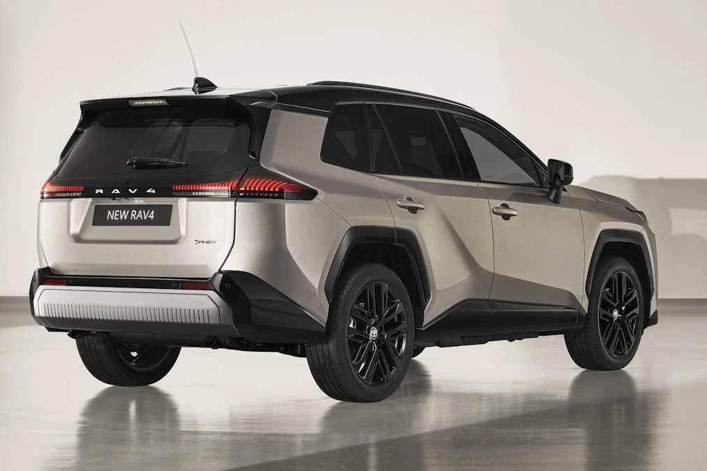 Toyota RAV4 PHEV. Polskie ceny