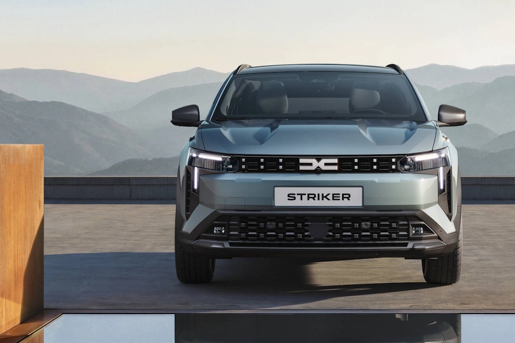 Dacia Striker na pierwszych zdjęciach