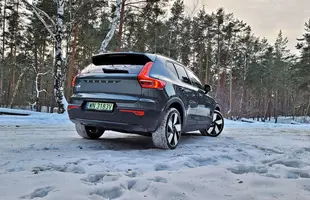 Volvo EX40 Ultra Twin Motor Performance | Niepozorny wyczynowiec