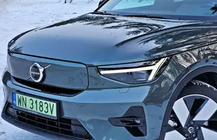 Volvo EX40 Ultra Twin Motor Performance | Niepozorny wyczynowiec