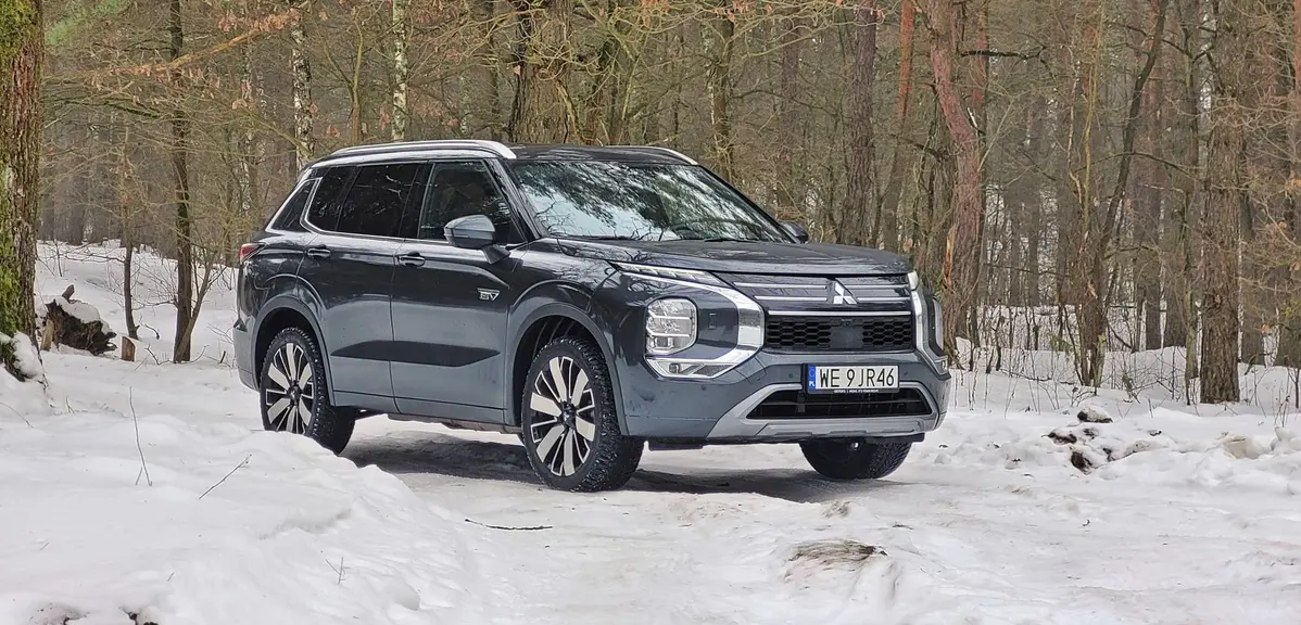 Mitsubishi Outlander 2026 PHEV | Test, opinie