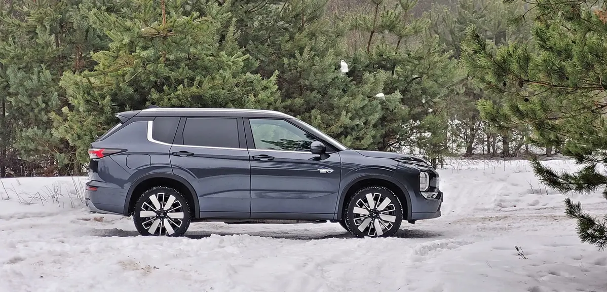 Mitsubishi Outlander 2026 PHEV | Test, opinie