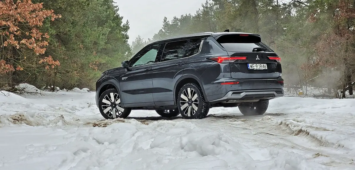 Mitsubishi Outlander 2026 PHEV | Test, opinie