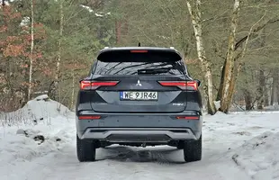 Mitsubishi Outlander 2026 PHEV | Zahacza o klasę premium