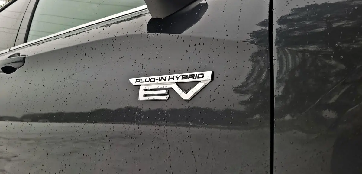 Mitsubishi Outlander 2026 PHEV | Test, opinie