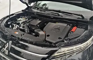 Mitsubishi Outlander 2026 PHEV | Zahacza o klasę premium