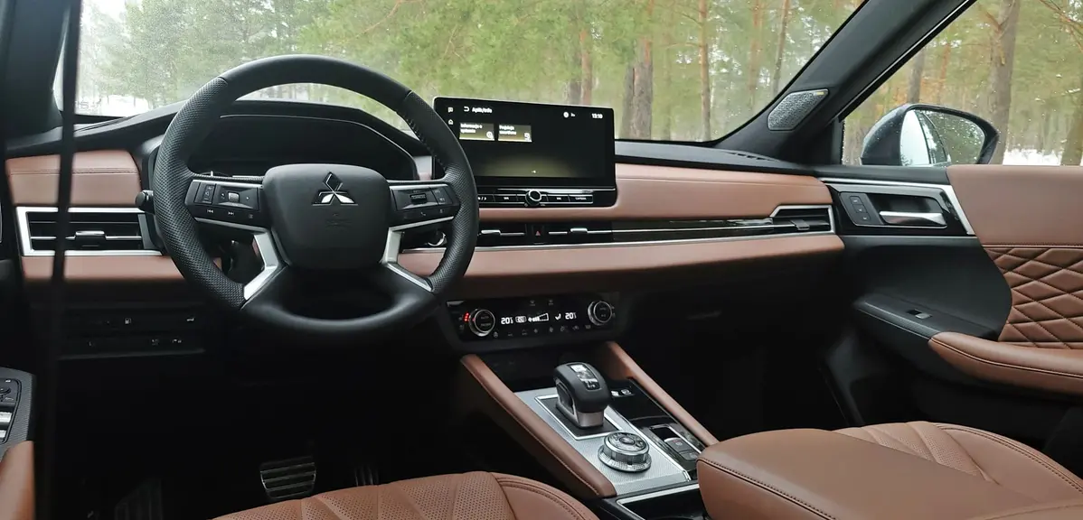 Mitsubishi Outlander 2026 PHEV | Test, opinie