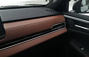 Mitsubishi Outlander 2026 PHEV | Zahacza o klasę premium