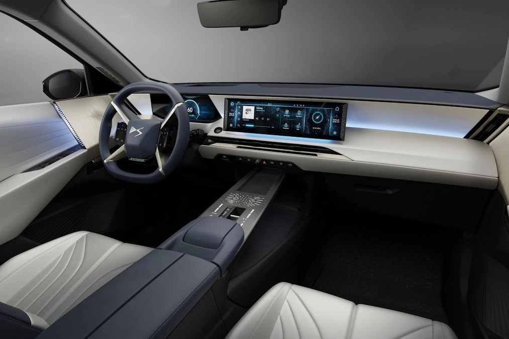 DS N°7. Całkowita nowość