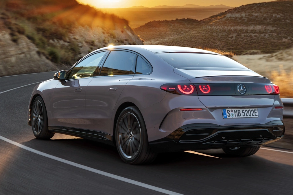 Mercedes klasy C Electric. Nowość