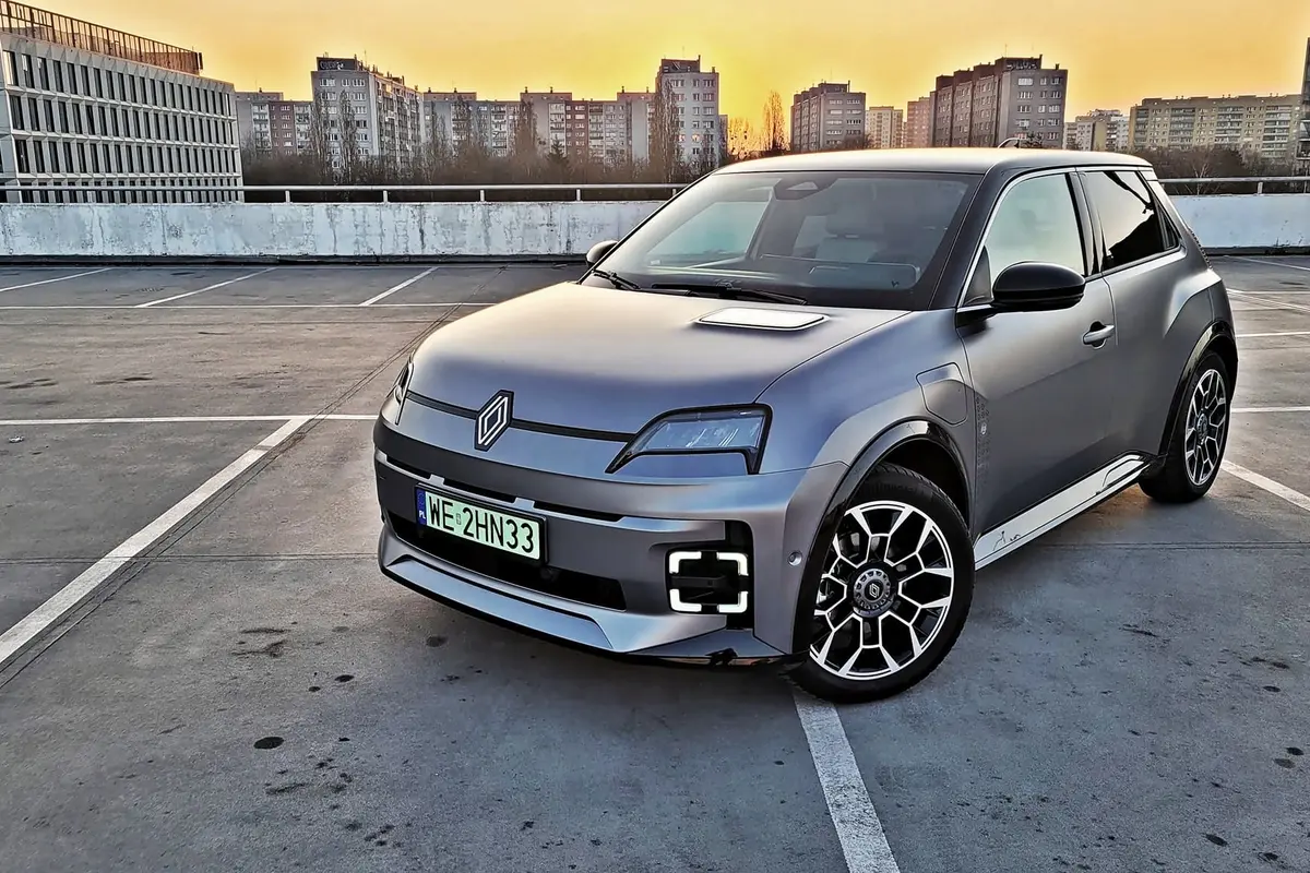 Renault 5 E-Tech electric | Ten samochód miał nie powstać