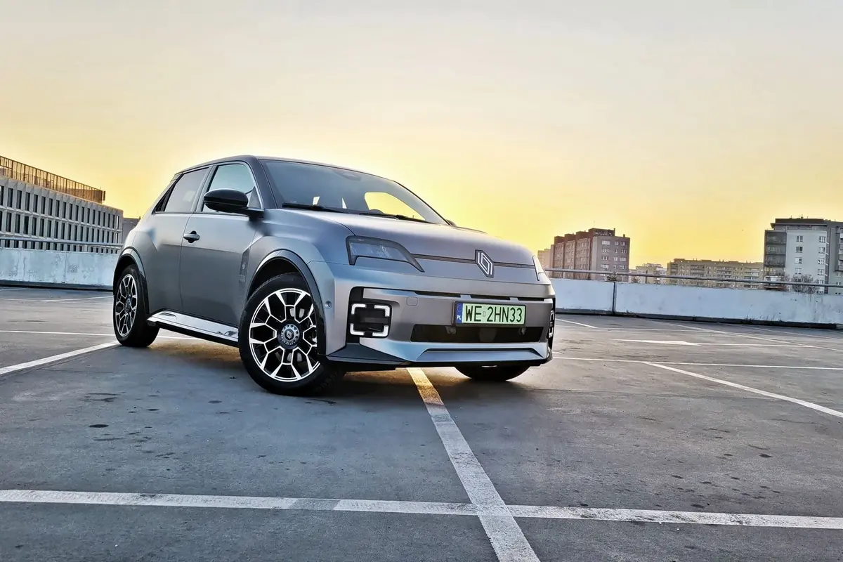 Renault 5 E-Tech electric | Ten samochód miał nie powstać