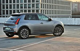 Renault 5 E-Tech electric | Ten samochód miał nie powstać