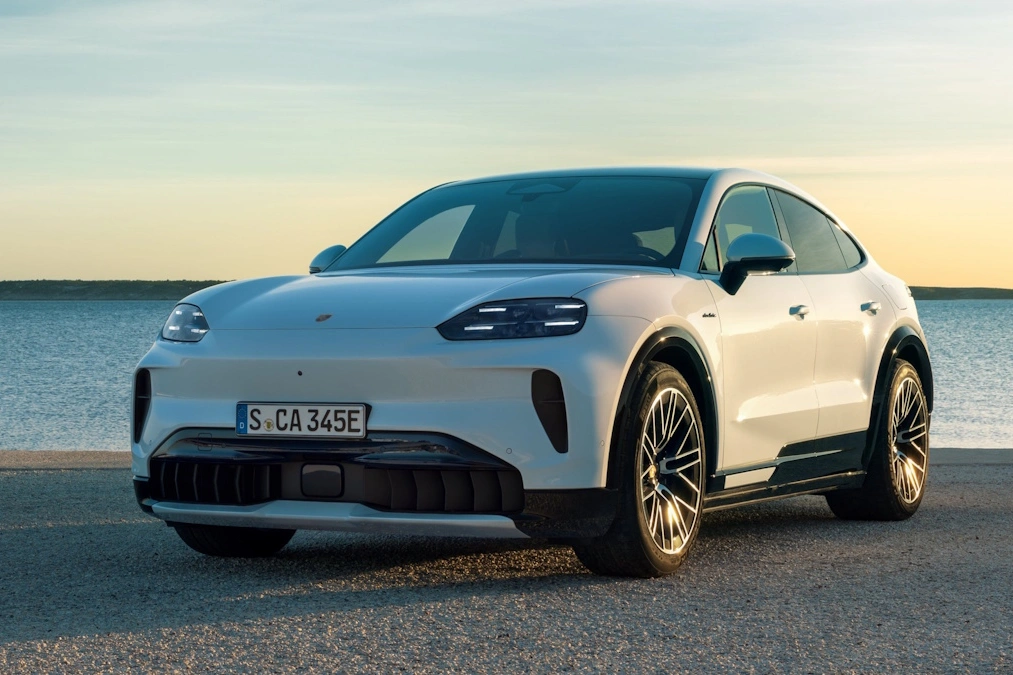Porsche Cayenne Coupe Electric. Jak 911