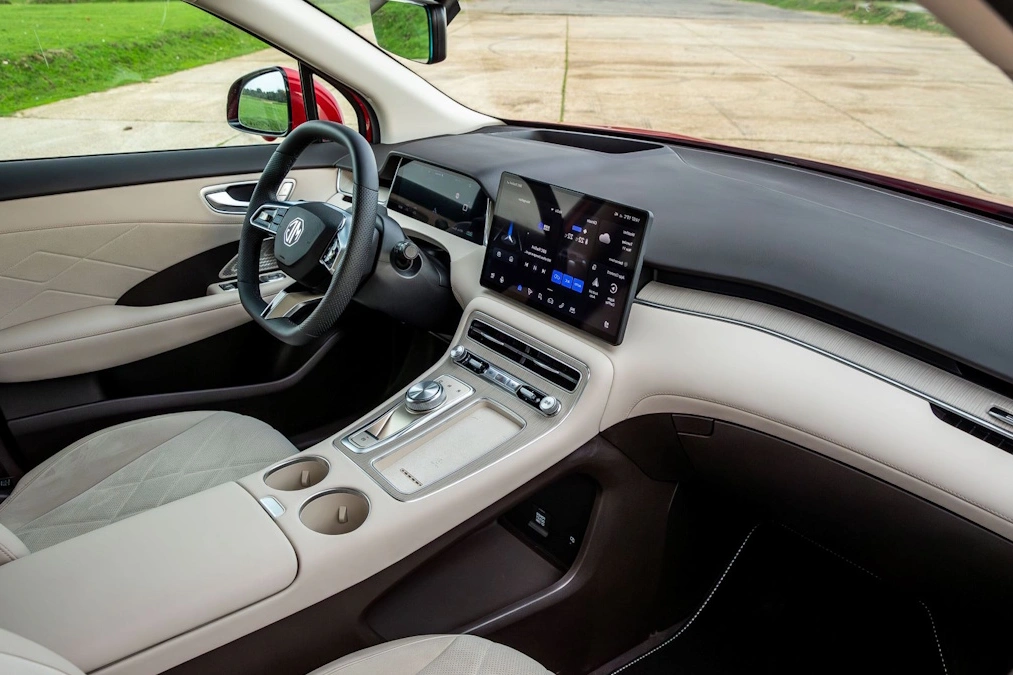MG S6 EV. Nowy elektryczny model w Polsce