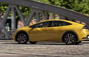 Toyota Prius znowu taniej. O kolejne 20 tys. zł