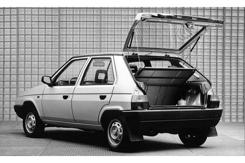 Skoda Favorit