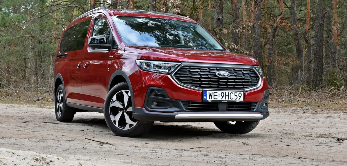Ford Grand Tourneo Connect PHEV | Test, opinie