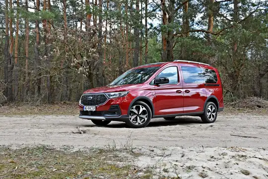 Ford Grand Tourneo Connect PHEV | Dla specyficznego klienta
